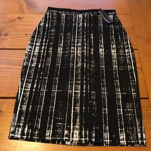Banana Republic NWT pencil skirt